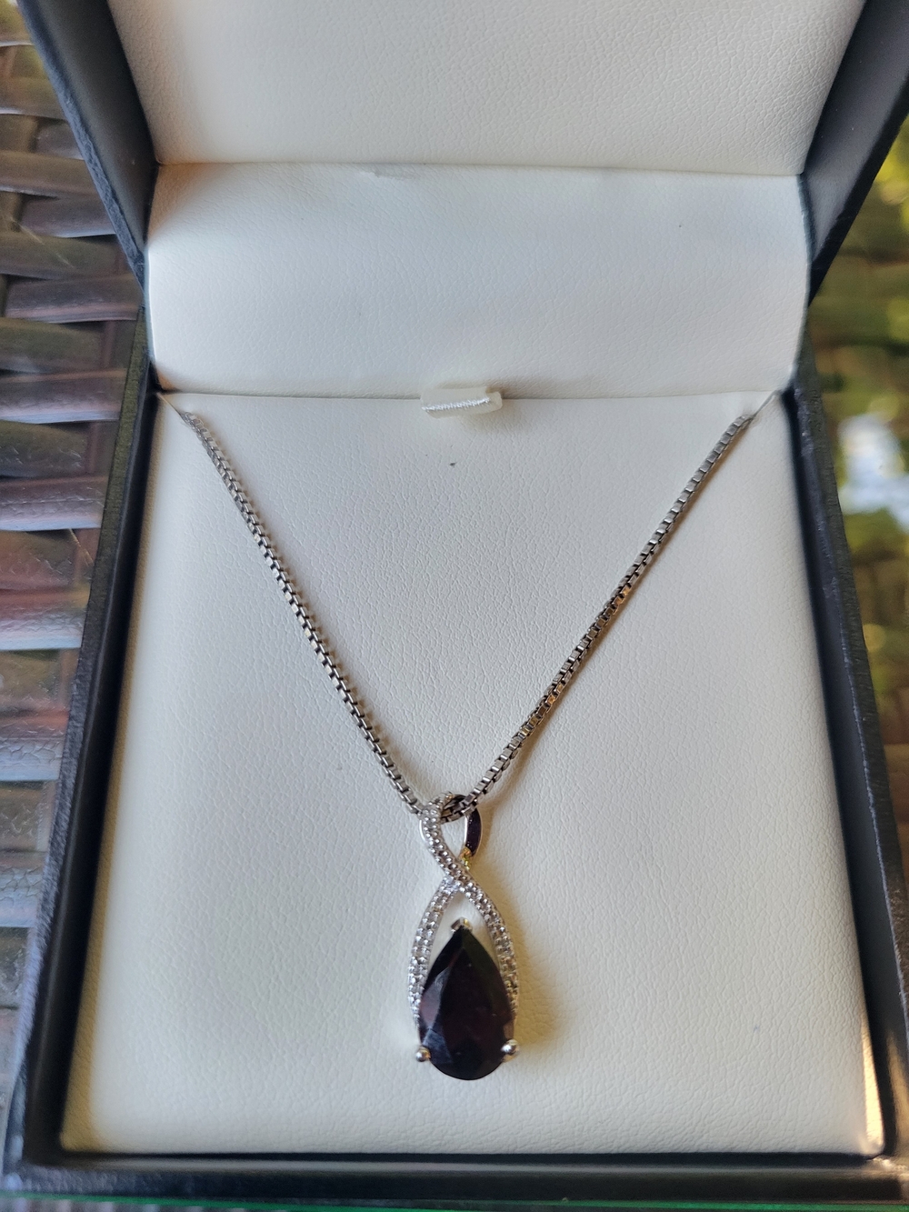 925 Italy Silver Teardrop Elegant Garnet Pendant Necklace in Deep Burgundy